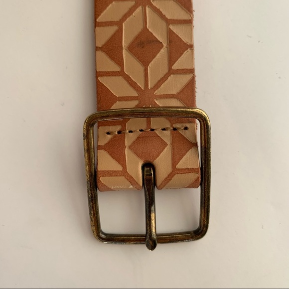 Lucky Brand Embossed leather belt - Picture 4 of 8